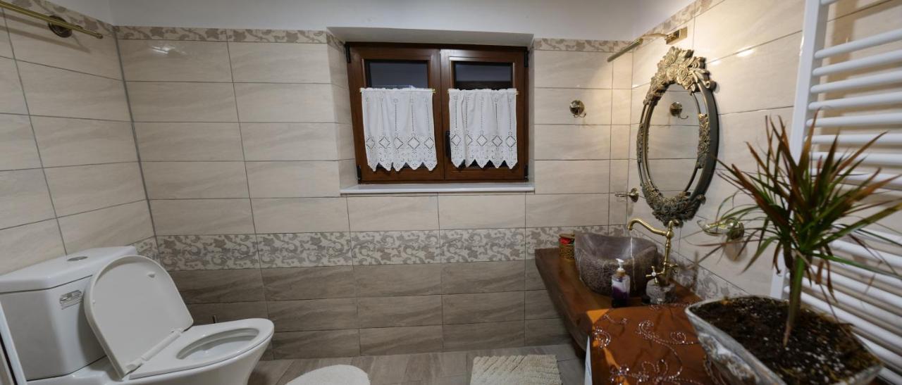 Apartamento Το Πέτρινο Της Γιαγιάς Μαρίκας Karpenísion Exterior foto